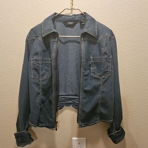 EXPRESS Denim Jacket / Cropped / Ruched Back / Zipper Sleeves